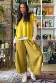Bateau Needlecord 7/8 Barrel Culotte Pant Mucky Olive